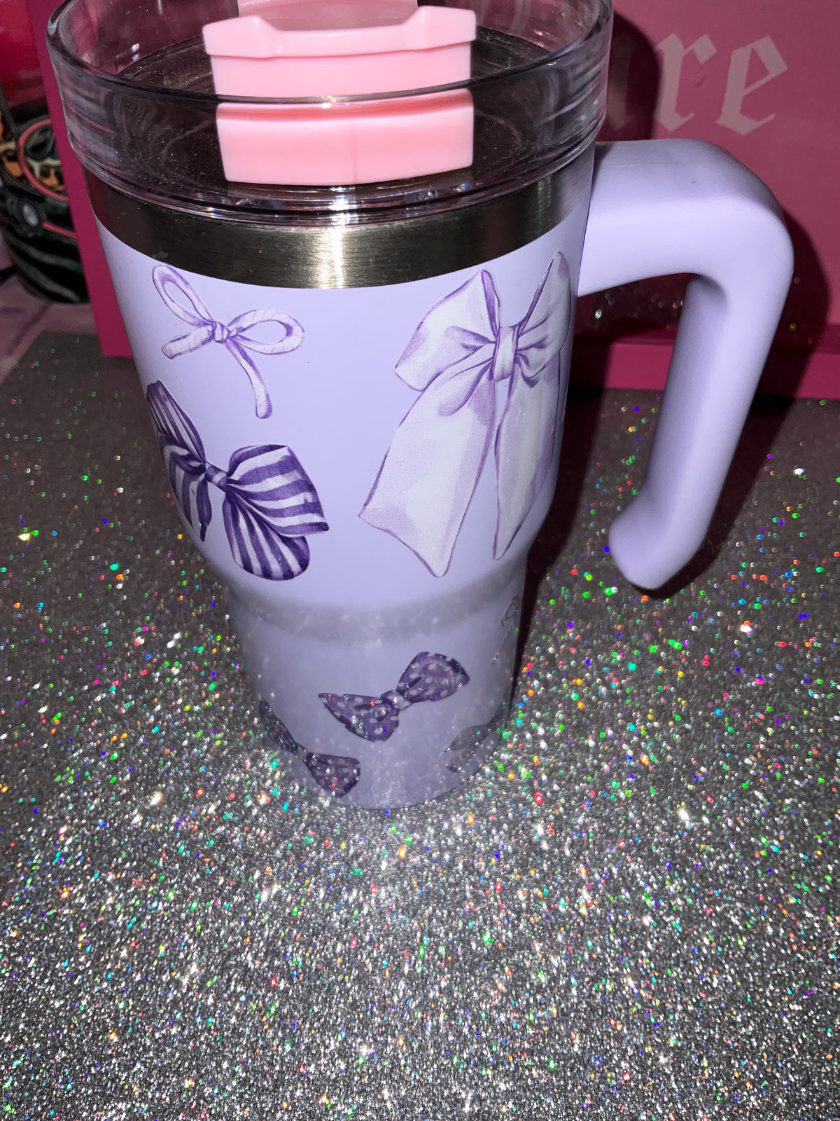 PASTEL 20oz TUMBLER WITH HANDLE..
