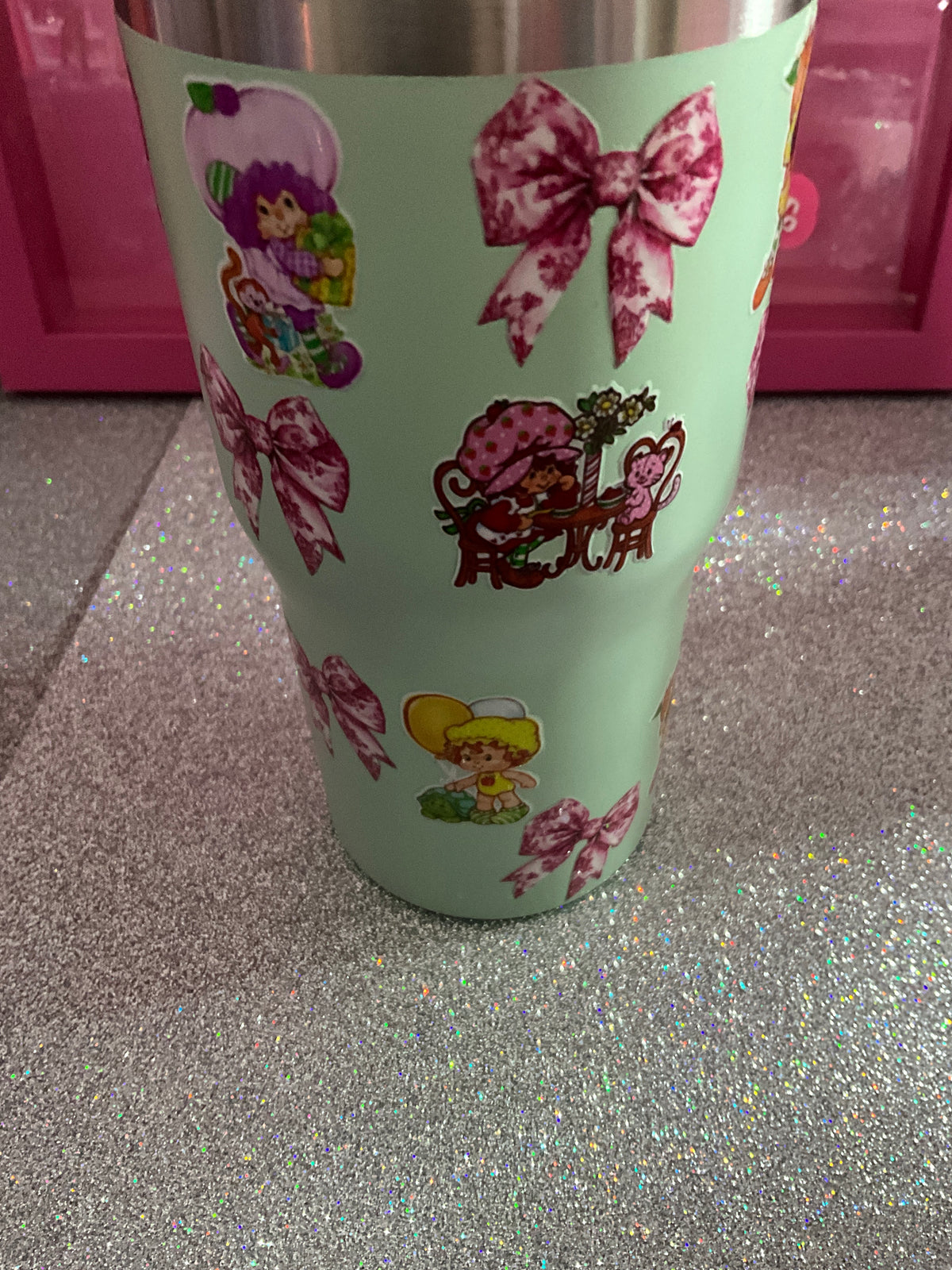 PASTEL 20oz TUMBLER WITH HANDLE..