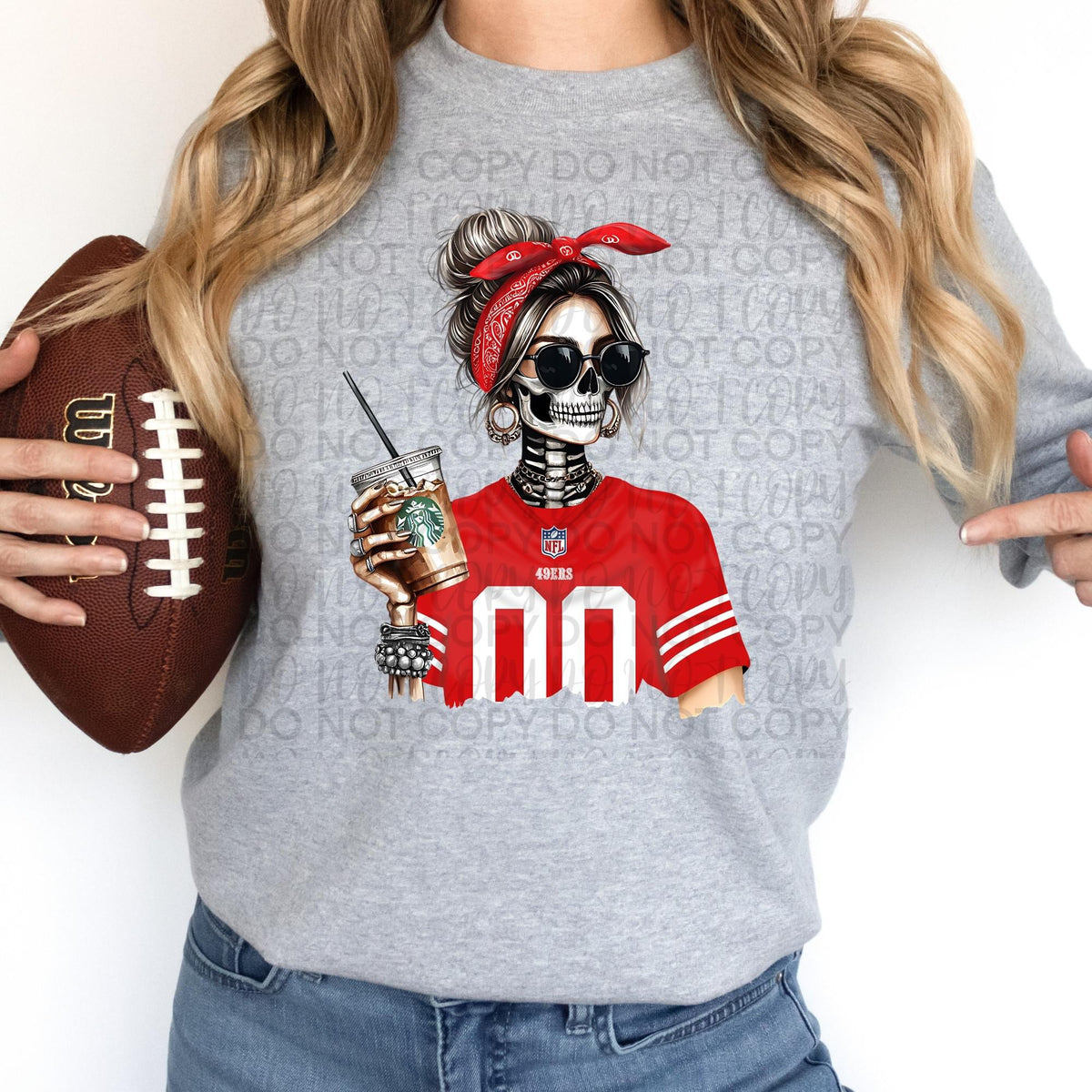 FOOTBALL SKULLIE CHIC T-SHIRT
