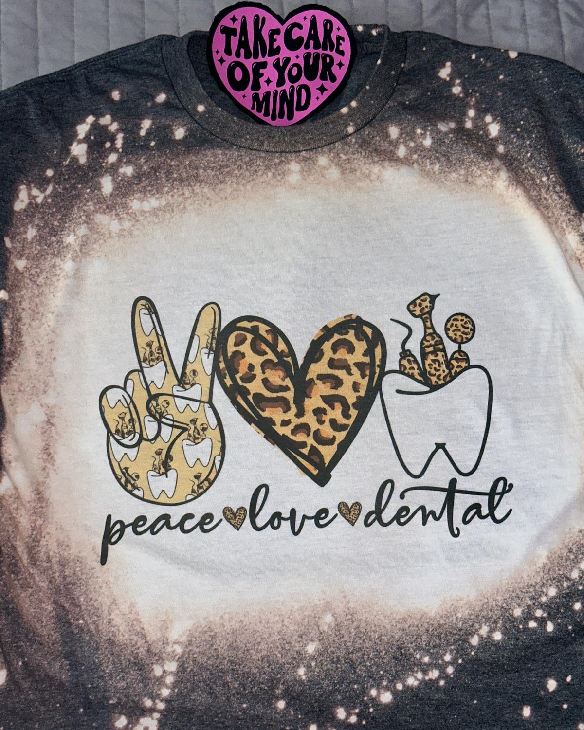 GIRL WHO LOVES GLITTER!